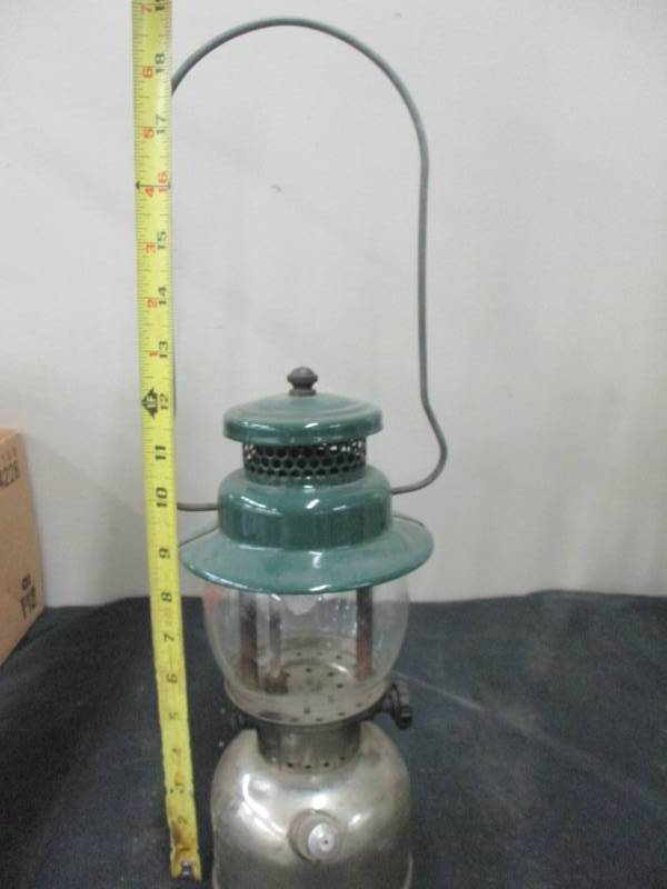 lot 36 image: Nice Coleman Lantern