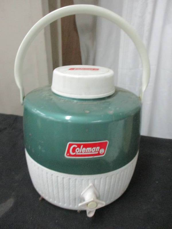 lot 40 image: Veggomatic, Coleman Water Cooler, Roaster