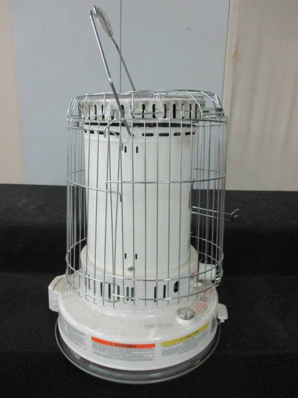 lot 45 image: Large Kerosene Heater