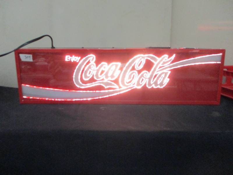 lot 114 image: Coca Cola Light Up Sign Works Great