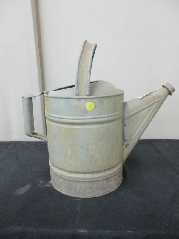lot 139 image: Antique Galvanized Watering Can Good Condition
