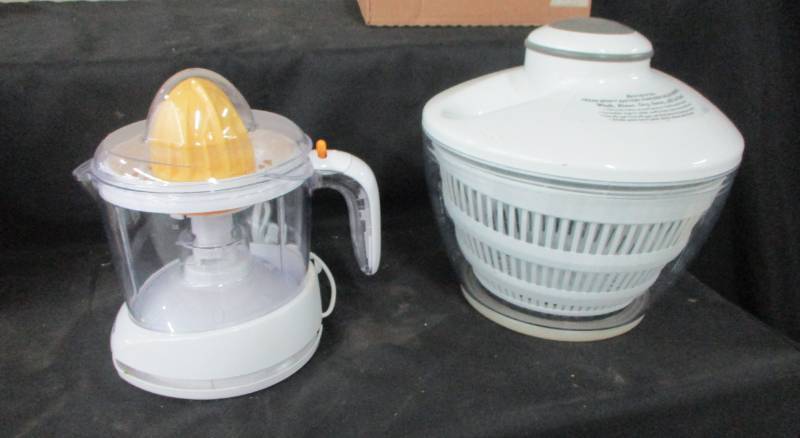 lot 155 image: salad Spinner and Juicer