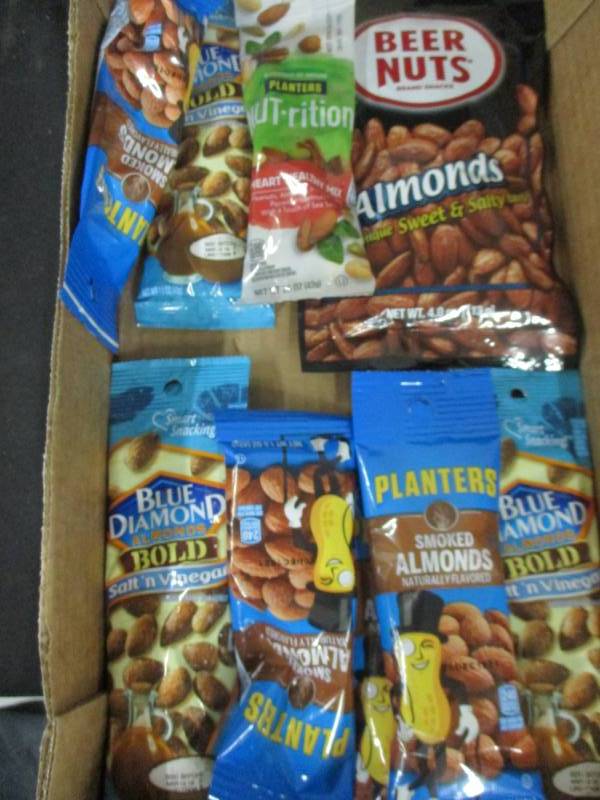 lot 185 image: 21 Bags of Planters snacks