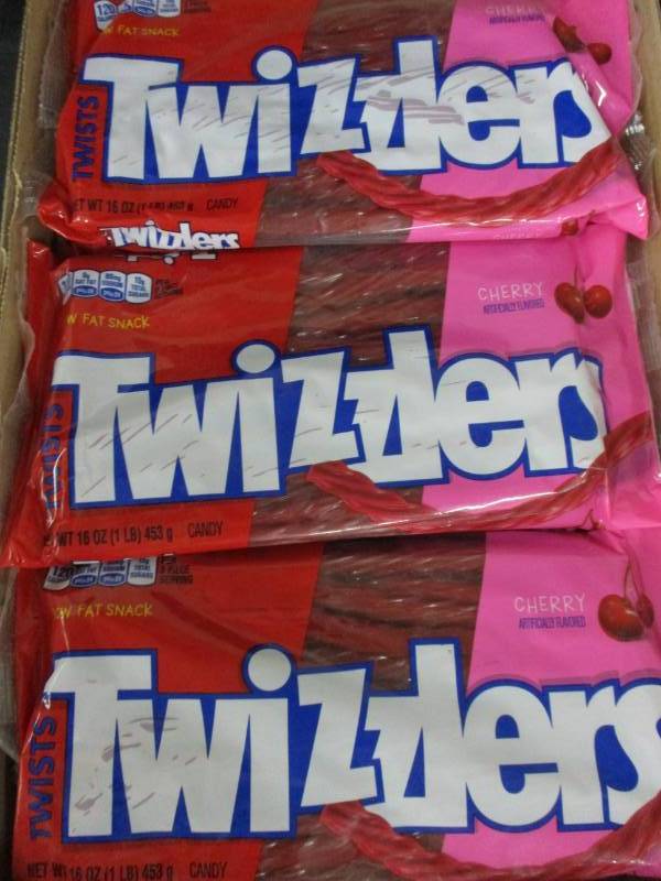 lot 190 image: 6 Big Bags of Twizzlers
