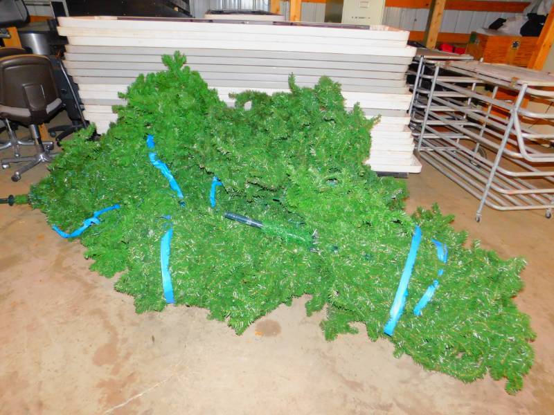 Lot of 4 Christmas Trees