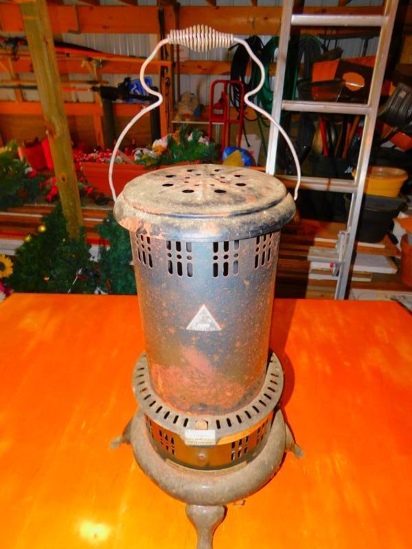 Vintage Perfection Kerosene Heater model No. 525M