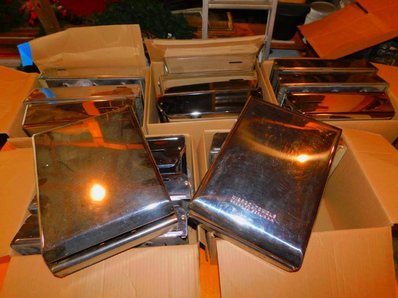 Lot Of Paper Towel Stainless Steel Dispensers