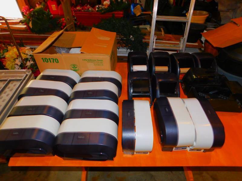 Lot Of Toilet Paper Dispensers