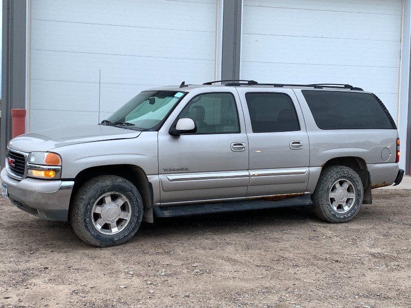 lot 1 image: 2008 GMC Yukon XL