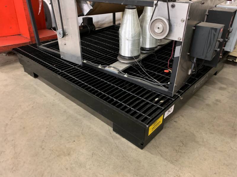 lot 30 image: STEEL SPILL CONTAINMENT PALLET