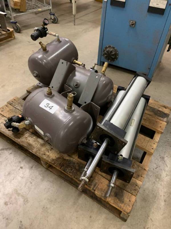 lot 34 image: PALLET OF TANKS & CYLINDERS