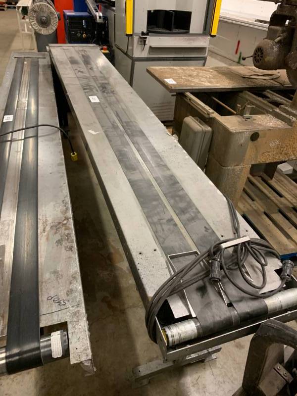 lot 49 image: POWERED CONVEYOR SECTION