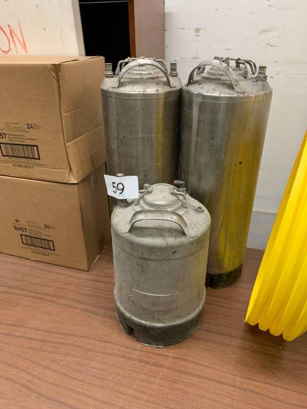 lot 59 image: 3 PRESSURE TANKS