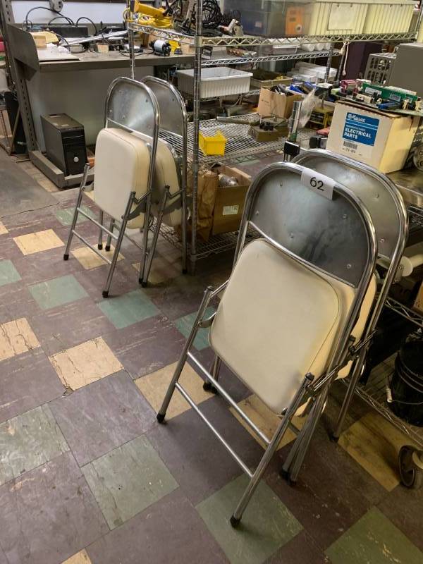 lot 62 image: 4 PADDED FOLDING CHAIRS