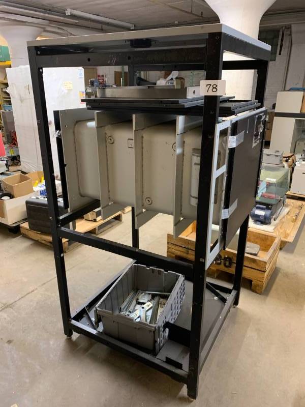 lot 78 image: FRAME W ALUMINUM CHAMBER