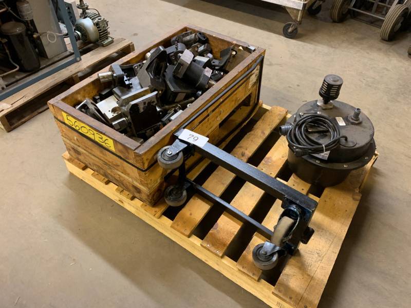 lot 79 image: PALLET OF MISC.