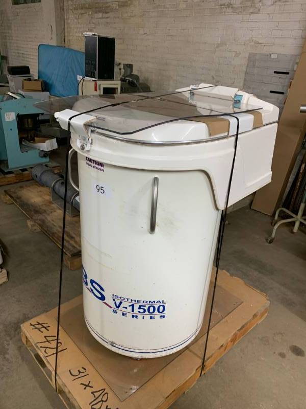 lot 95 image: CRYO TANK