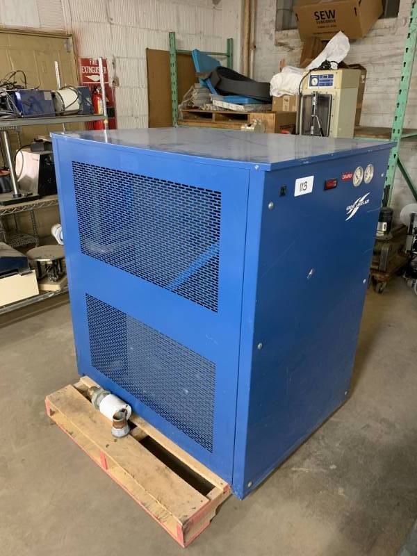 lot 113 image: COMPRESSED AIR DRYER