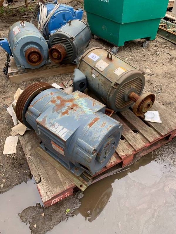 lot 162 image: 2 LARGE MOTORS