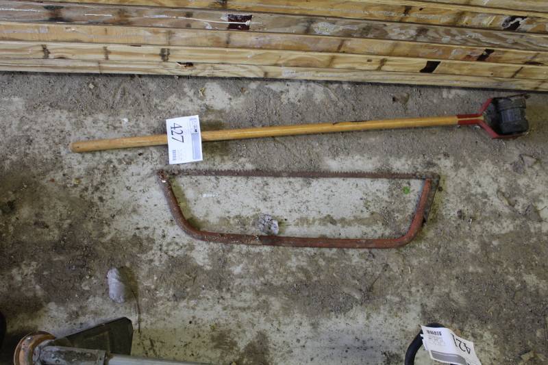 lot 427 image: Hand Tree Saw, Edger