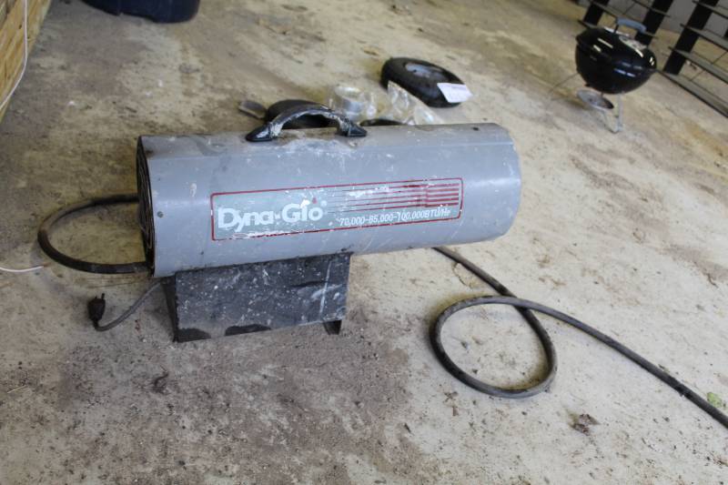 lot 412 image: Dyna-Glo 70000-85000-100000 BTU Torpedo Space Heater