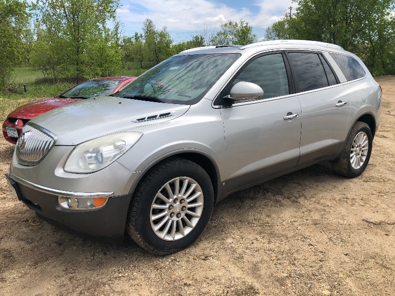 2008 BUICK ENCLAVE CXL AWD  NO RESERVE