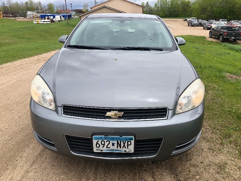 2006 CHEVY IMPALA NO RESERVE