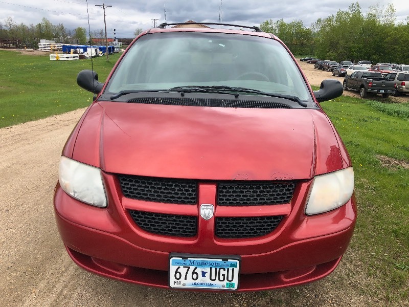 2002 DODGE CARAVAN NO RESERVE