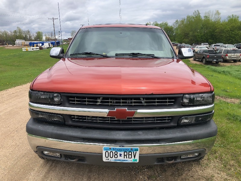 2001 CHEVY SILVERADO 4X4 NO RESERVE