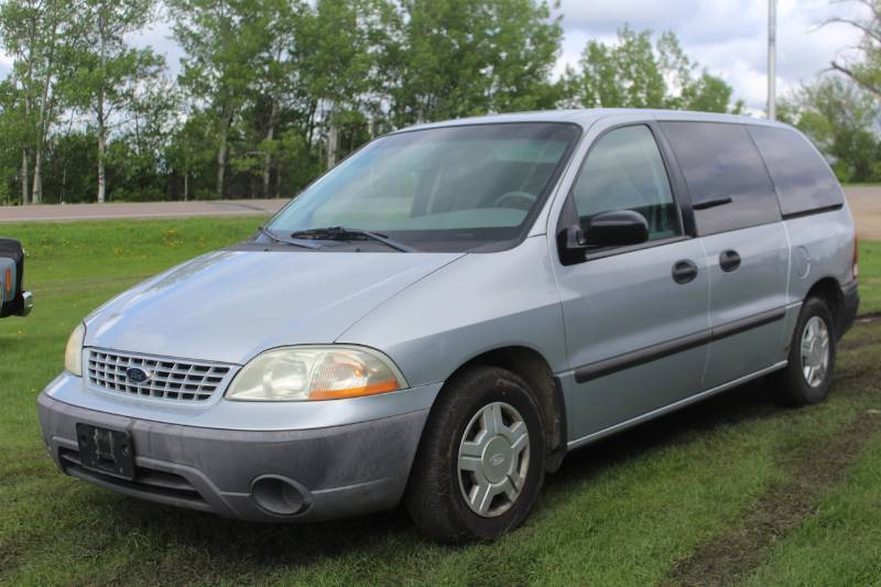 2002 Ford Windstar Vans LX