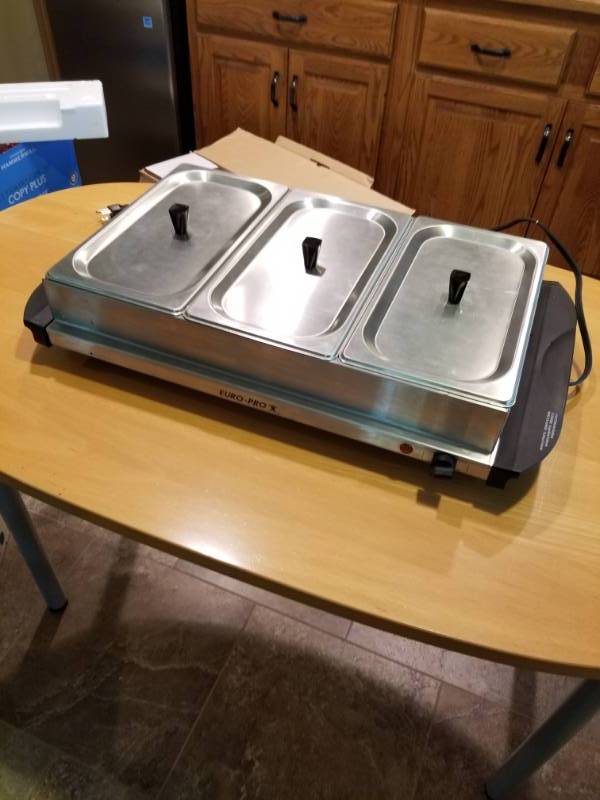 lot 65 image: Euro-Pro Buffet Server