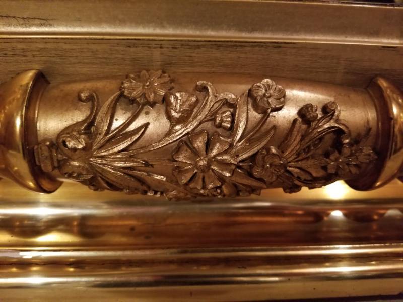 lot 17 image: Anique Gold Gilt Mirror