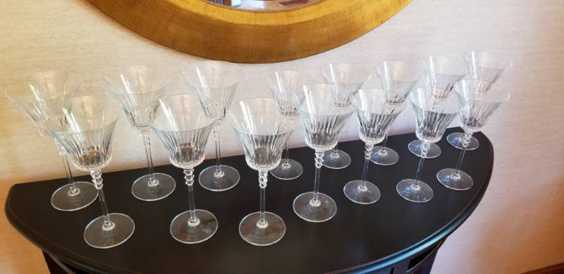 lot 49 image: Lot of 27 Piece Crystal Stemware and Glassware