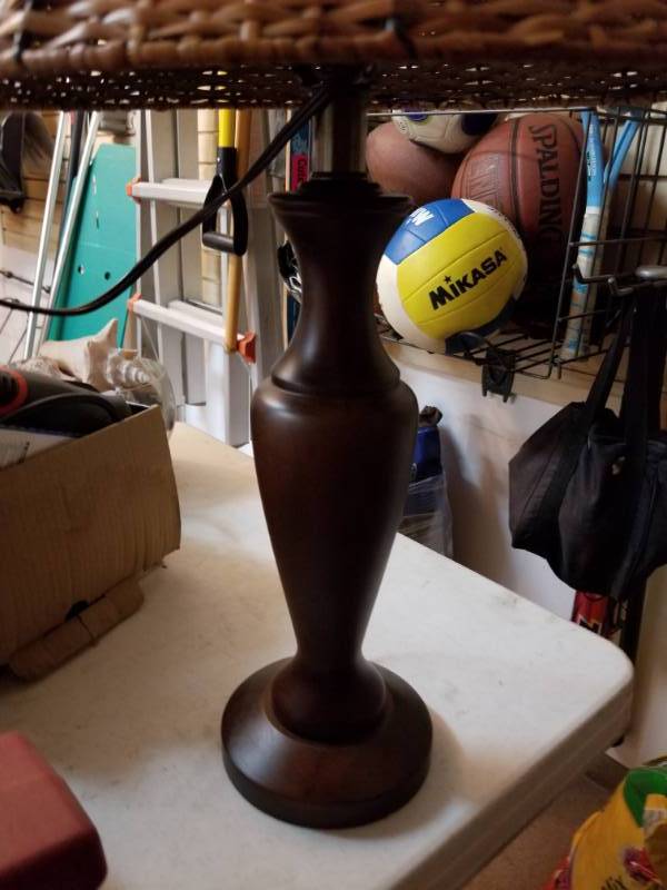 lot 64 image: Woven Shade Table Lamp