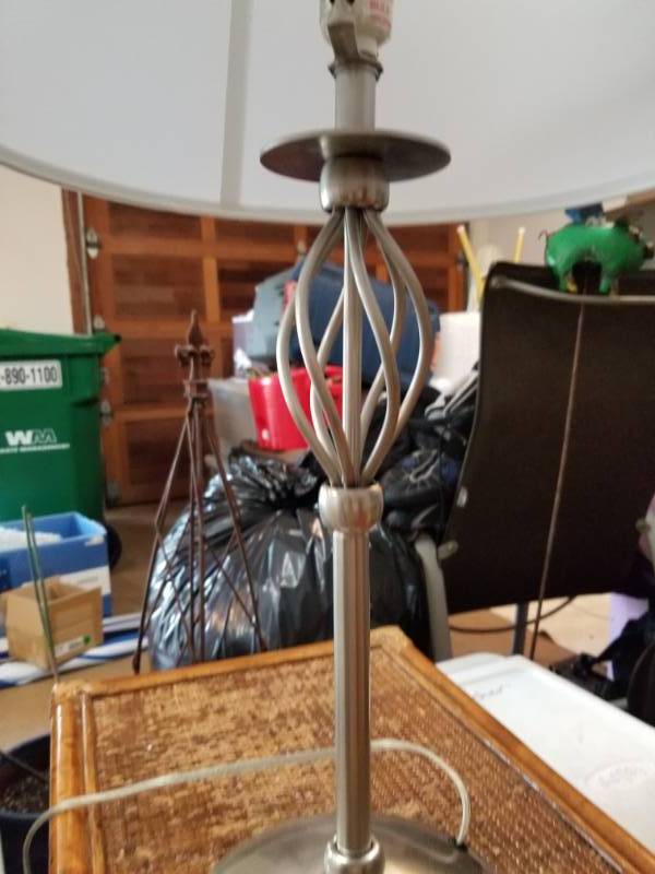 lot 71 image: Contemporary Silver Table Lamp