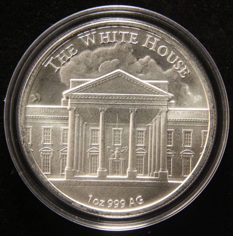 1 TROY OZ. .999 FINE SILVER DONALD TRUMP ROUND IN AIRTITE HOLDER