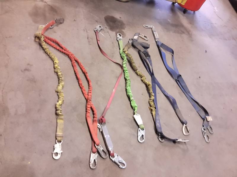 lot 169 image: Heavy Duty Straps With Carabiners on Ends, Some are Bungee