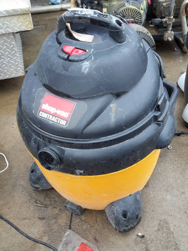 lot 46 image: Shop Vac, Contractor