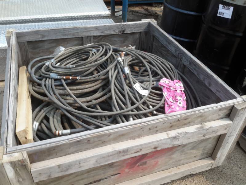 lot 63 image: Lot of Miscellaneous Hoses, Large Box