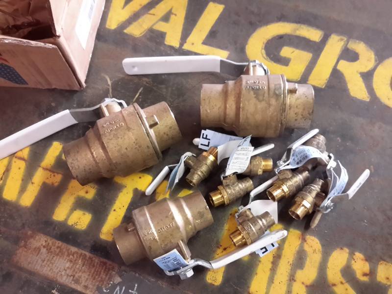 lot 104 image: Lot of Apollo Ball Valves, Please See Close-Ups