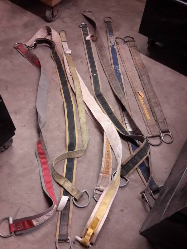 lot 146 image: Heavy Duty Straps with Solid End Pieces