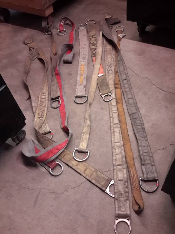 lot 210 image: Heavy Duty Straps with Solid End Pieces