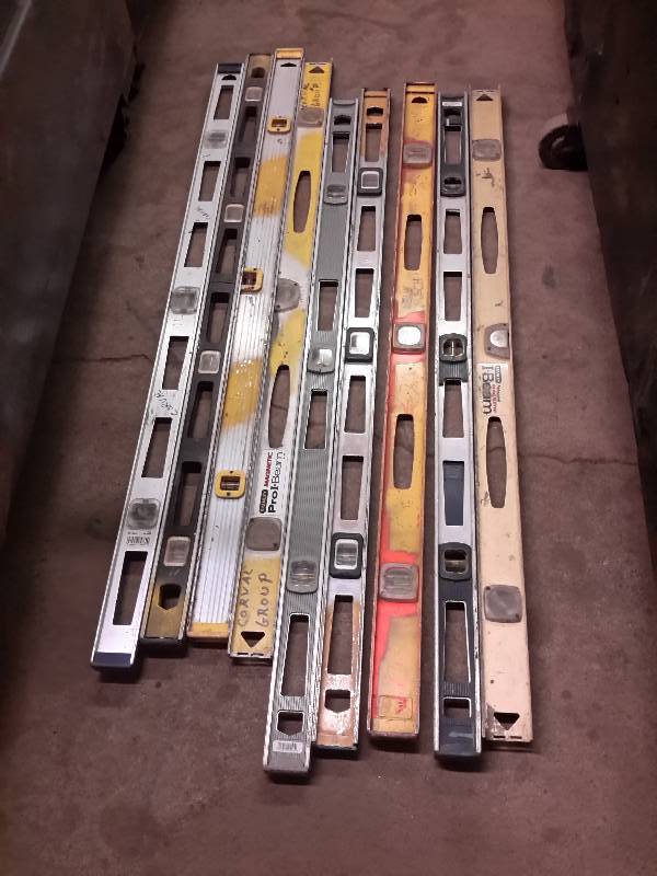 lot 213 image: Lot of 48 in Levels