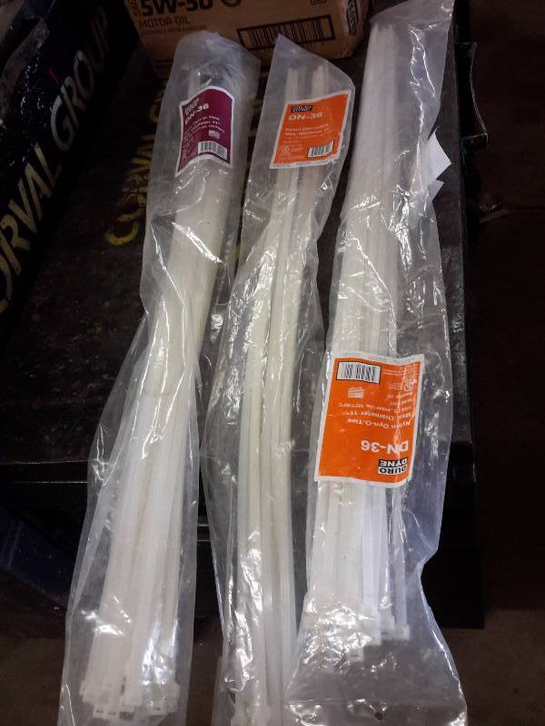 lot 157 image: 3 Bags of Duro Dyne Zip Ties, Large