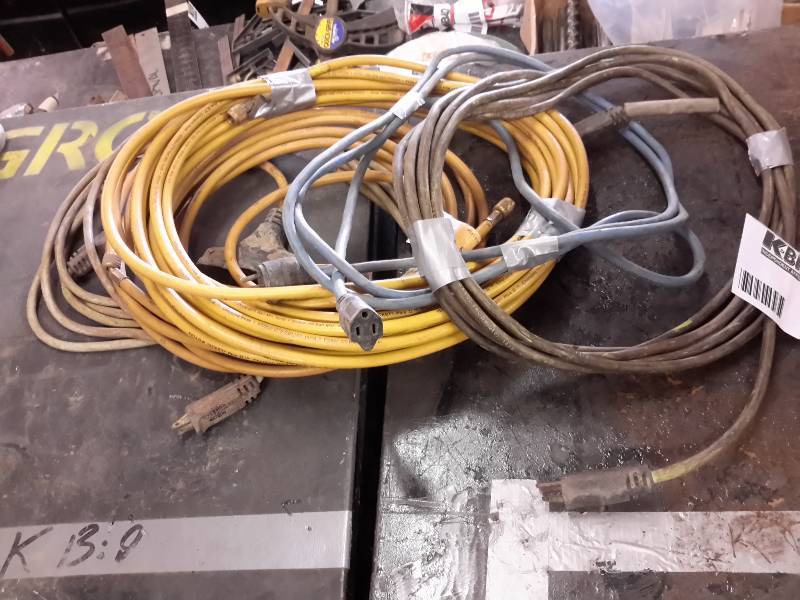 lot 249 image: Lot of Extension Cords, 1 Air Hose