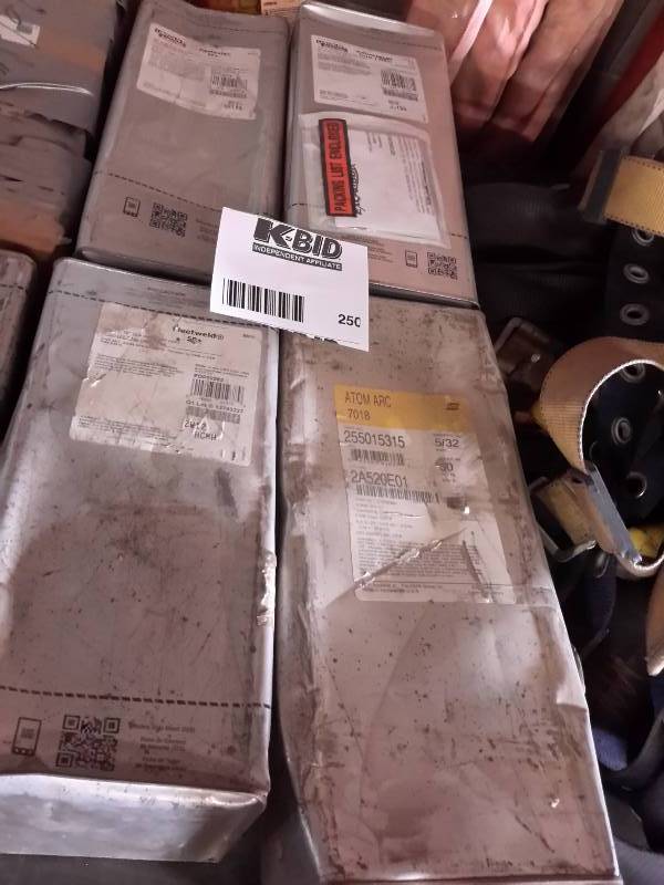 lot 250 image: Welding Rods, ATOM ARC, Lincoln