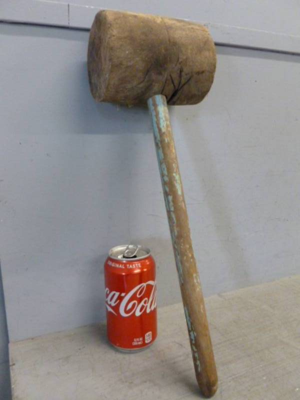 lot 6 image: Vintage Bung Hammer