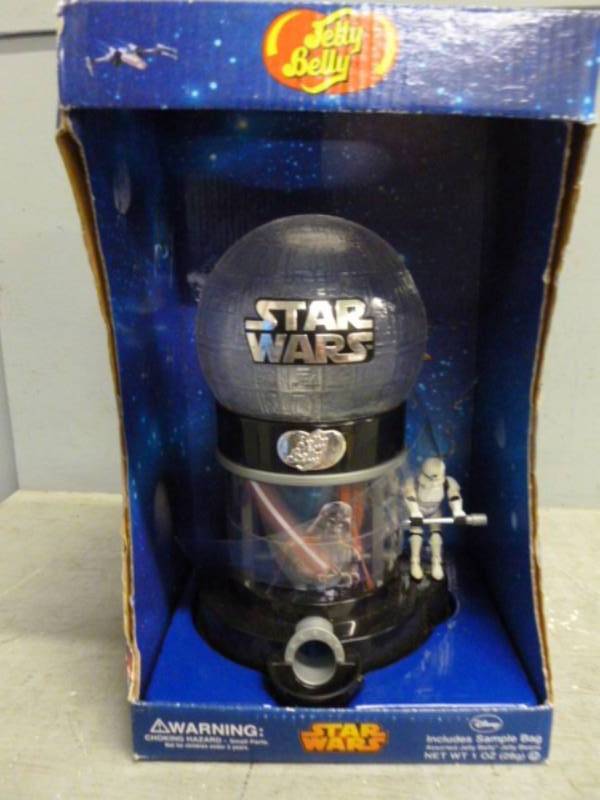 lot 24 image: Star Wars Collectible