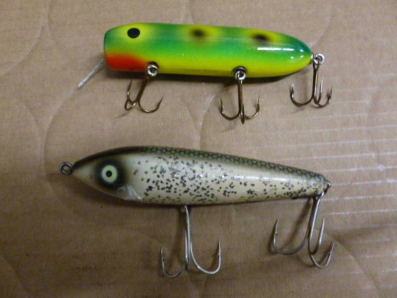 lot 39 image: Vintage Fishing Baits