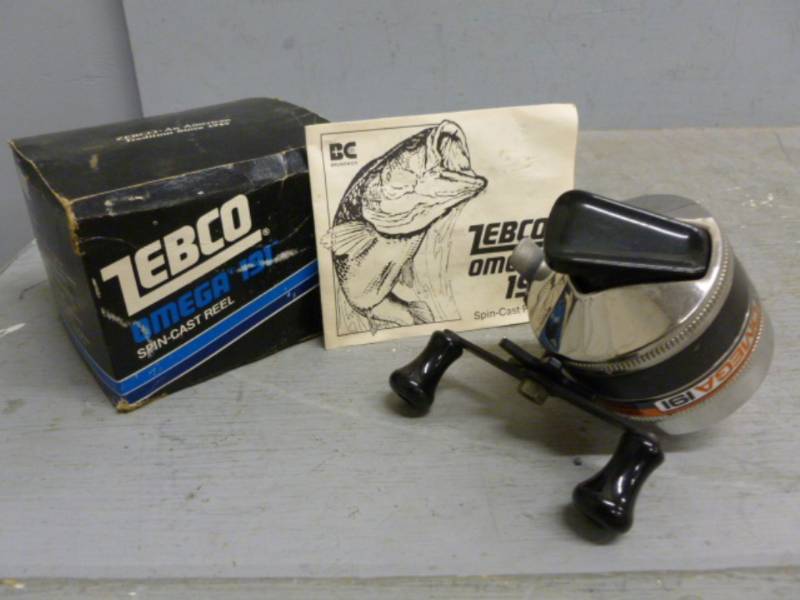 lot 48 image: Fishing Reel